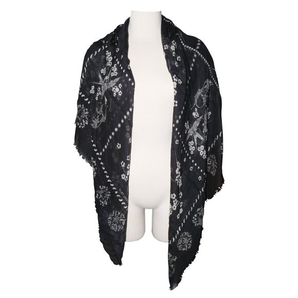 ALEXANDER McQUEEN SILK-BLEND BLACK SCARF BIRDS BLOSSOMS & SKULLS NEVER WORN - Picture 10 of 11